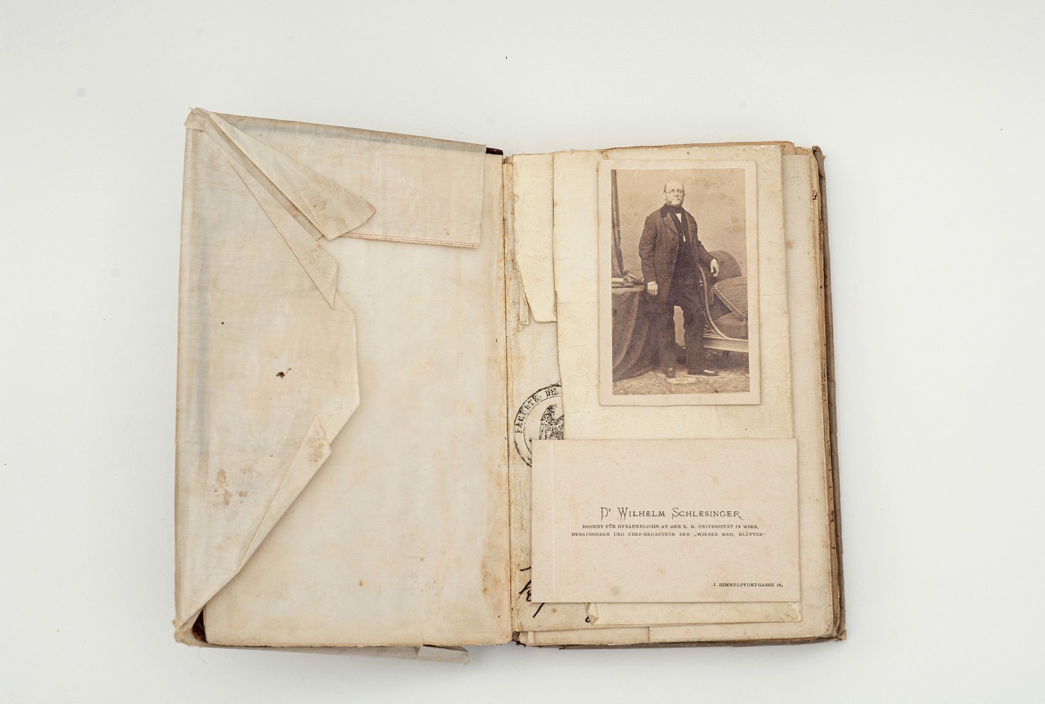 Unterschrift der Herrn Doctorn 1858. Notizbuch – Bild 2